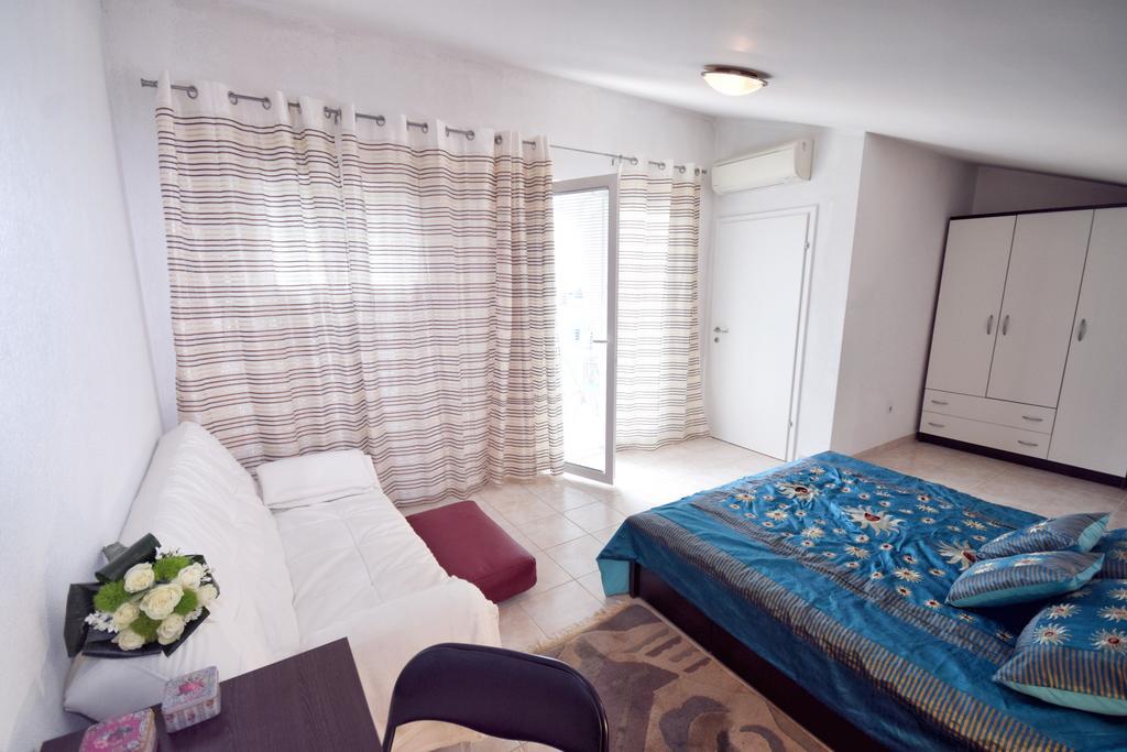 Apartments Link โรวีน ห้อง รูปภาพ